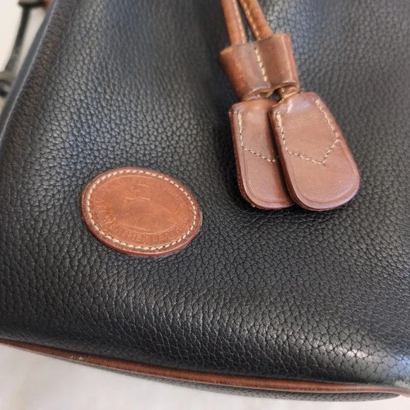 Vtg Dooney & Bourke Bucket Bag Purse Pebbled AWL Leather Drawstring USA Y2K 90s - Picture 2 of 13